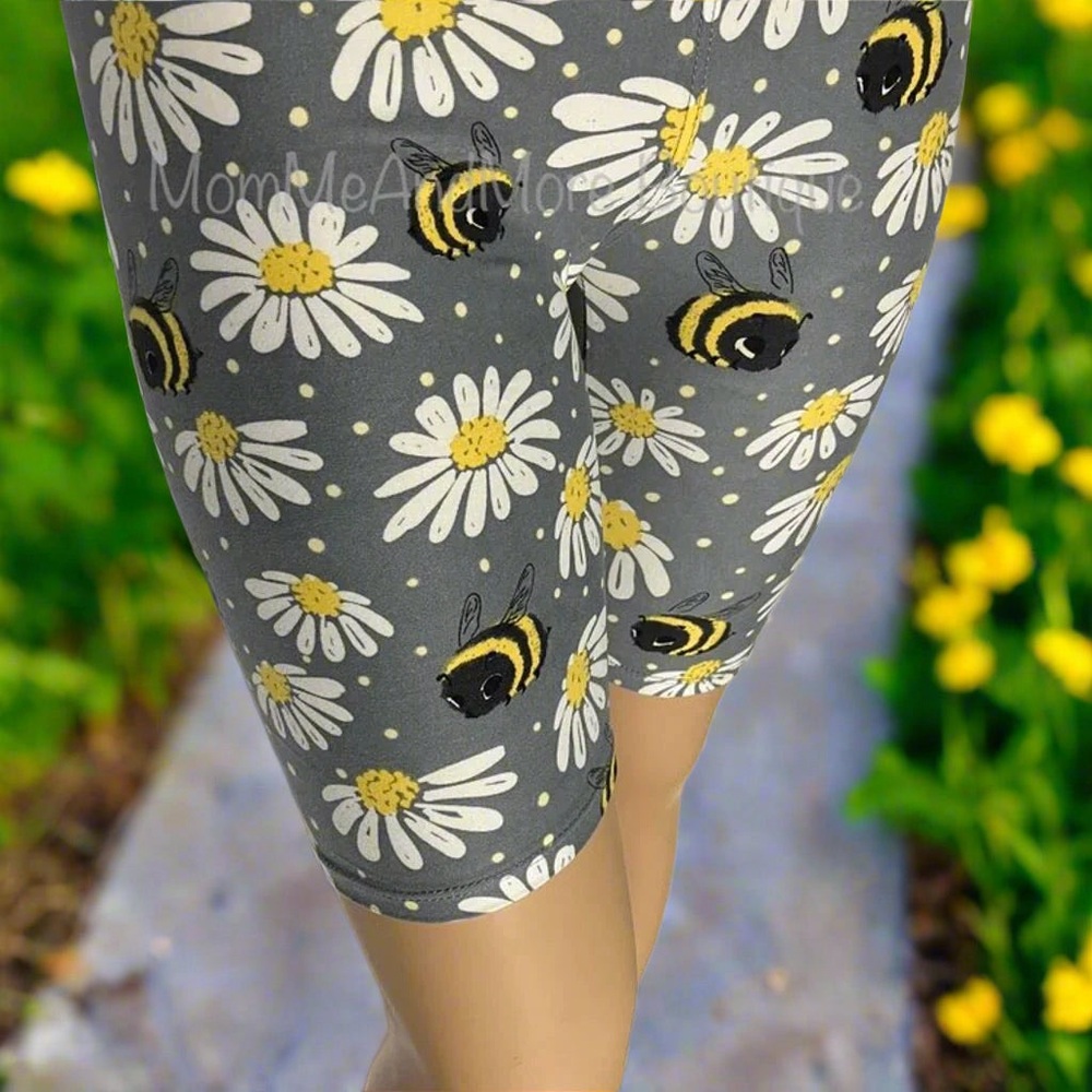NEW Womens Daisy Bee Long Biker Shorts, Soft Leggings Shorts